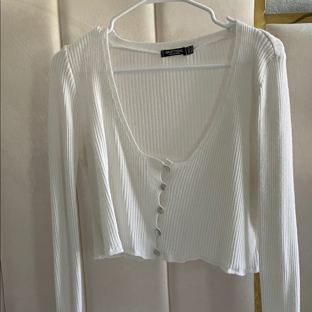 Missguided White Ribbed Button-Down Crop Top